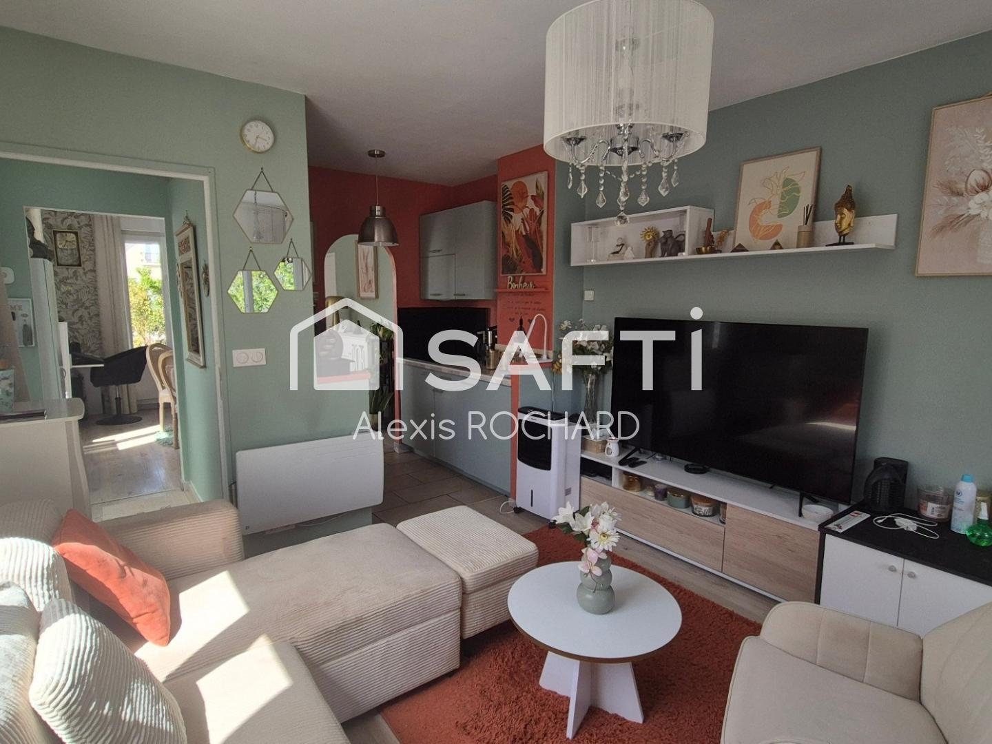 Maison à vendre - 3 pièces - 54m2 - Montmorillon (86500)