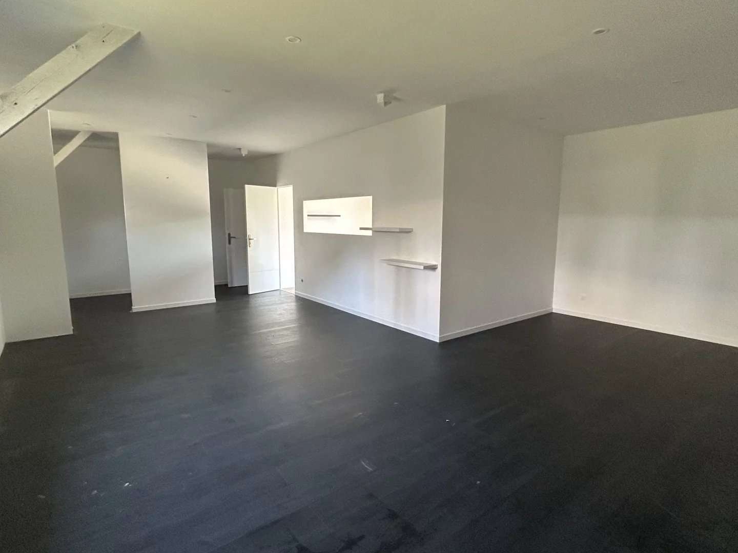 Bureaux 1 pièce 80 m²