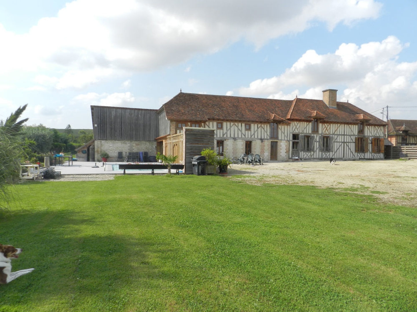 TROYES :Propriété Champenoise d'Exception DE 550 M2 TERRAIN 3640M2 10270 Laubressel (10 min de St-Parres-au