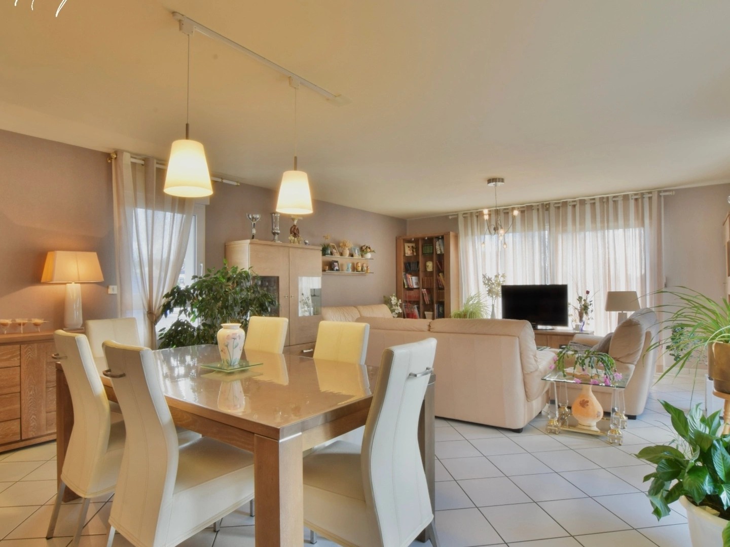 Maison 9 pièces 220 m²