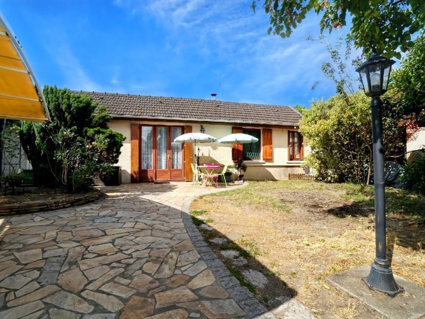 Maison à vendre - 2 pièces - 57m2 - Aulnay-Sous-Bois (93600)