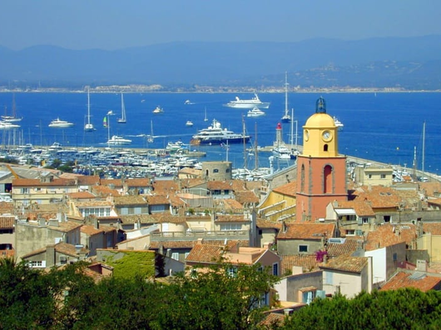 Saint-Tropez Rare Murs commerciaux 300 m2