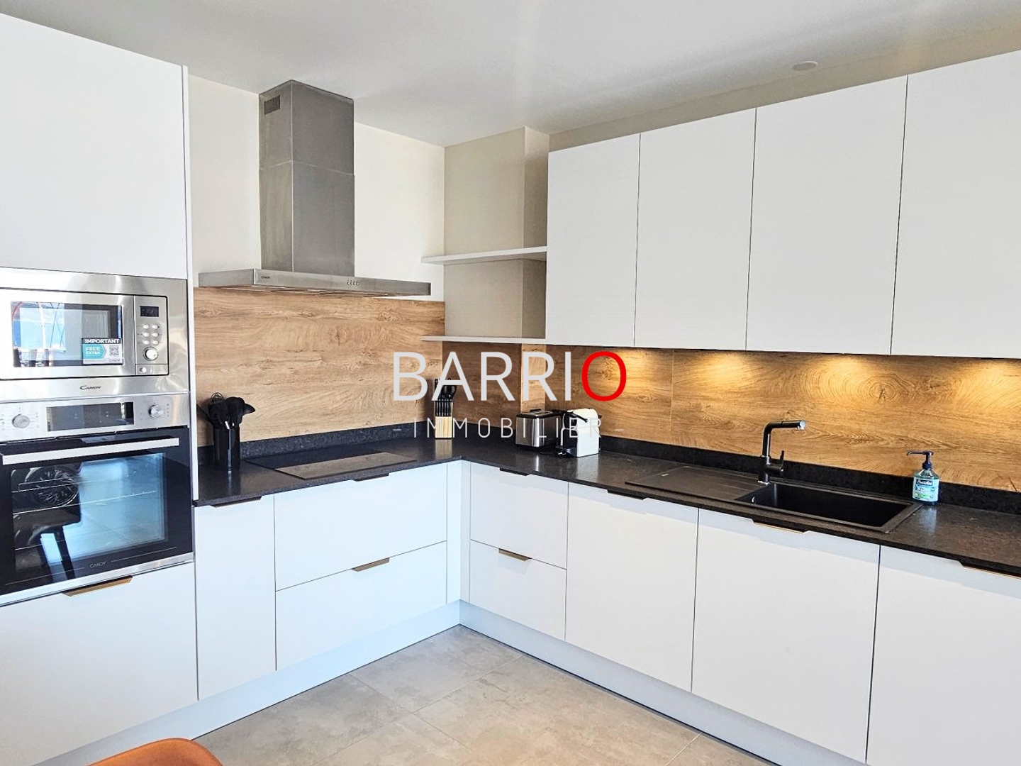 Appartement à vendre - 4 pièces - 98m2 - Banyuls-Sur-Mer (66650)