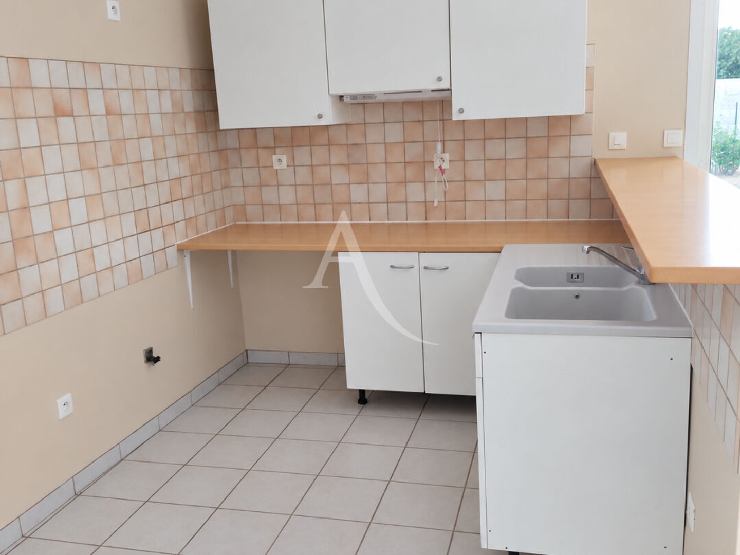 Maison à vendre - 4 pièces - 94m2 - Fontaines-D'ozillac (17500)