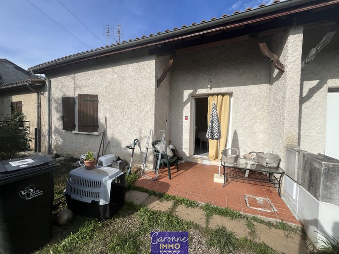 2 maisons mitoyennes de plain pied avec garage et jardin