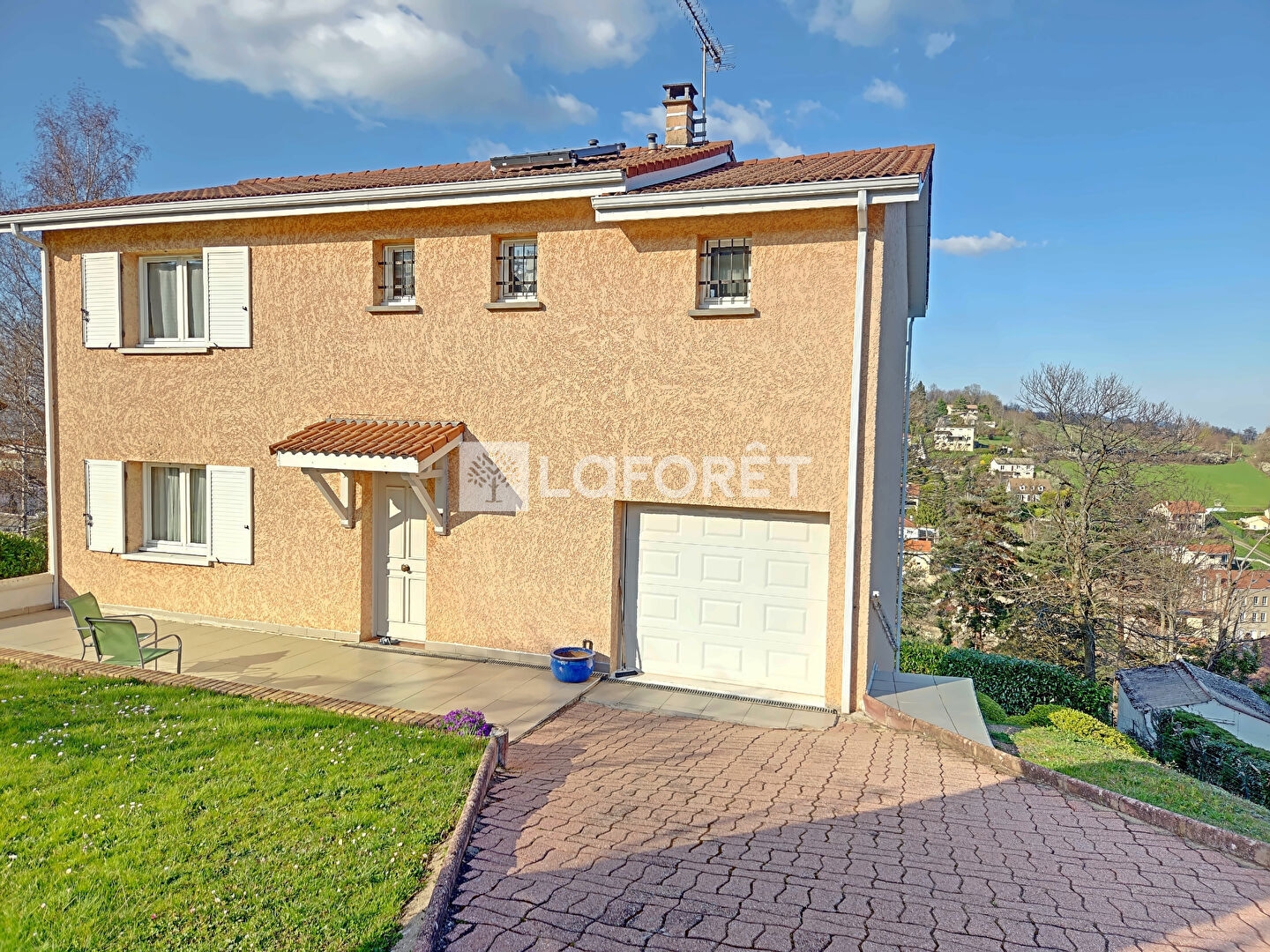 Maison 7 pièces 200 m²