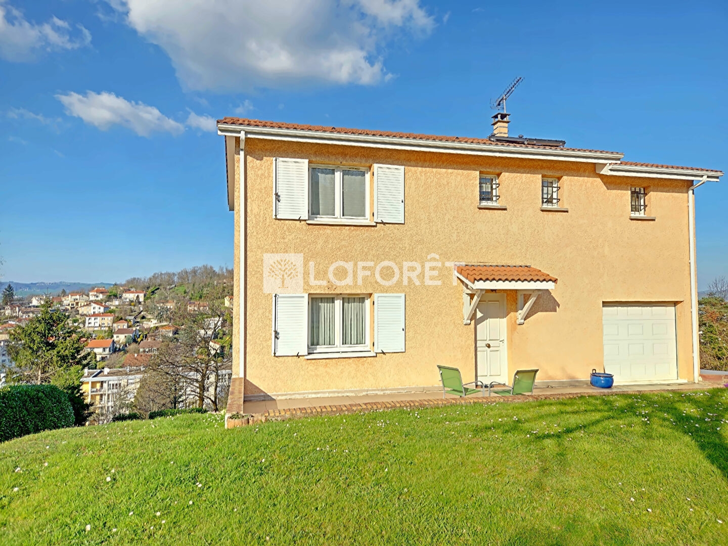 Maison à vendre - 7 pièces - 200m2 - Saint-Étienne (42100)