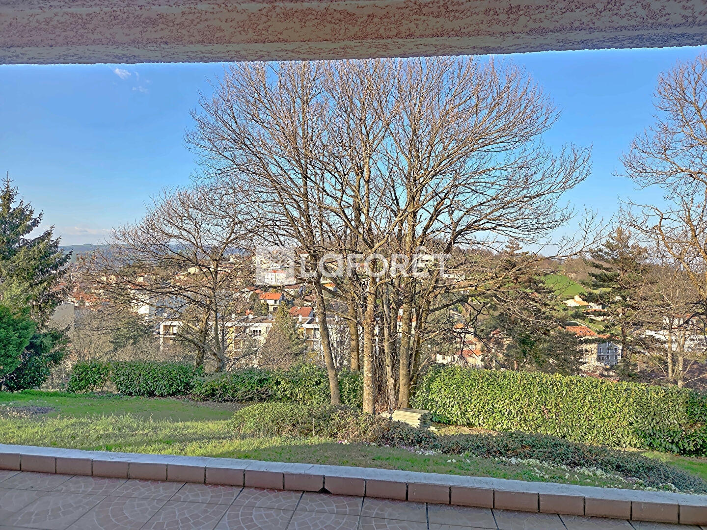 Maison à vendre - 7 pièces - 200m2 - Saint-Étienne (42100)