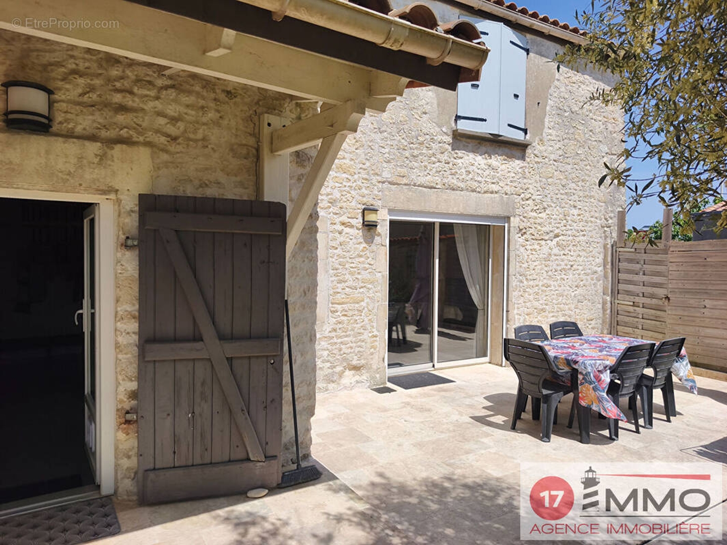 Maison de charme Salles Sur Mer 4 pièce(s) 99 m2
