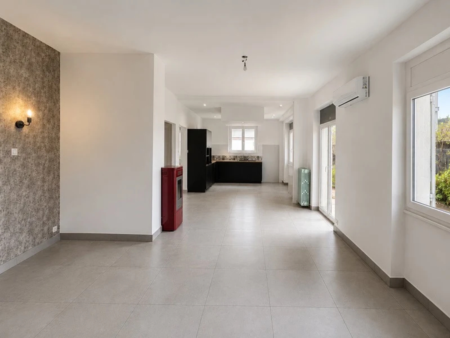 Maison à vendre - 5 pièces - 161m2 - Vaulx-Milieu (38090)