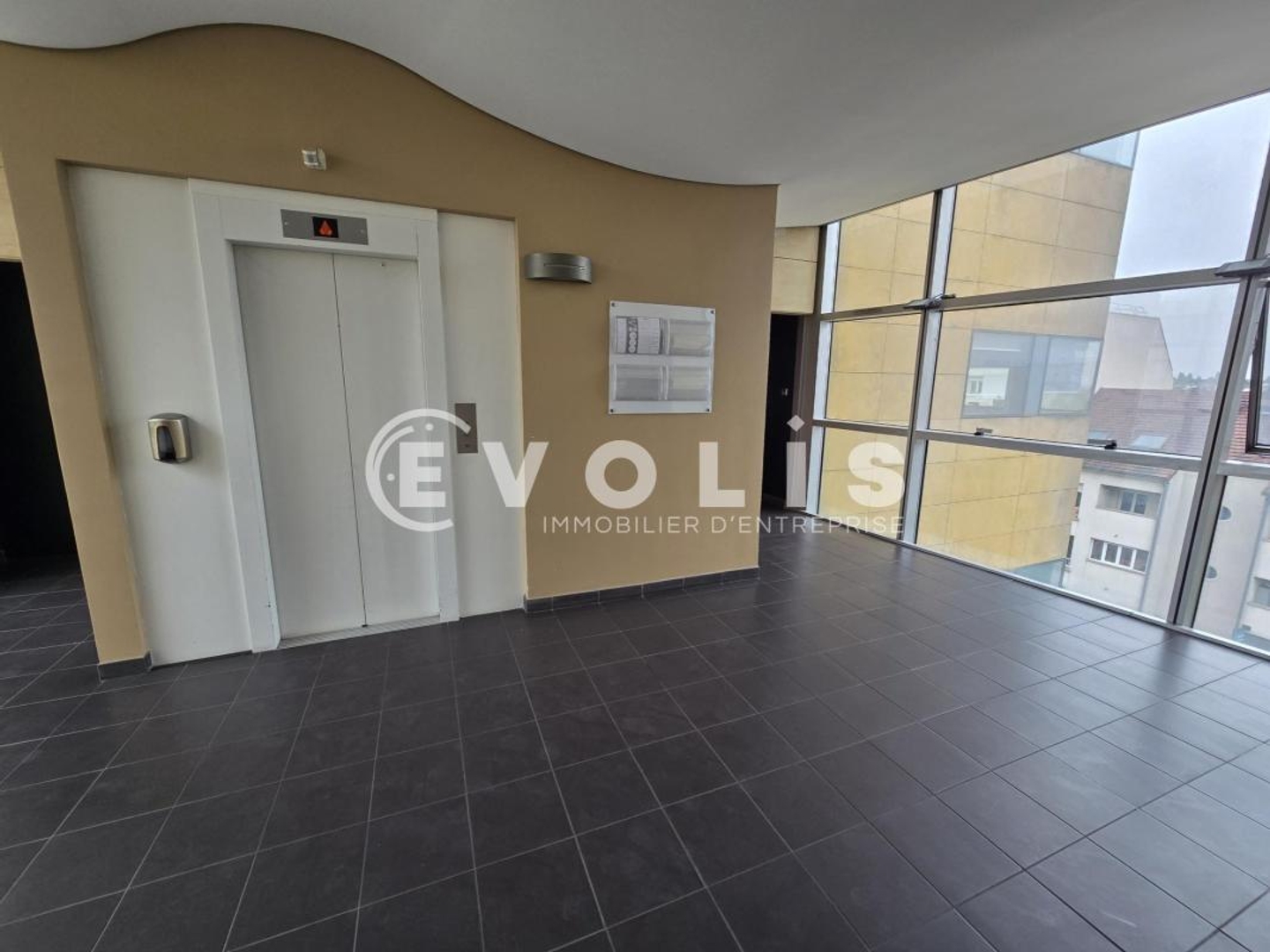 A VENDRE - Bureaux - Chilly Mazarin (91)