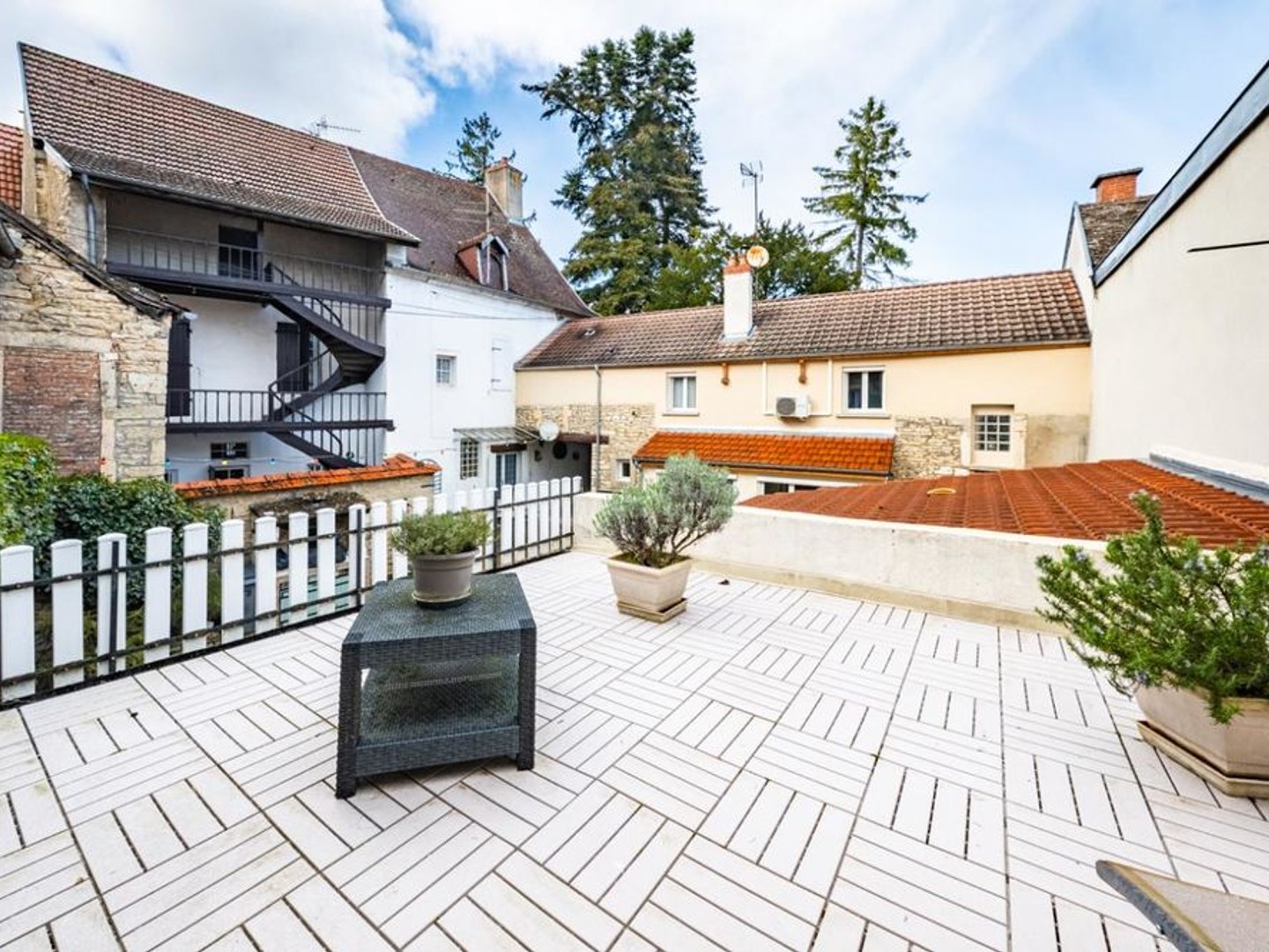 Maison à vendre - 11 pièces - 263m2 - Chenôve (21300)