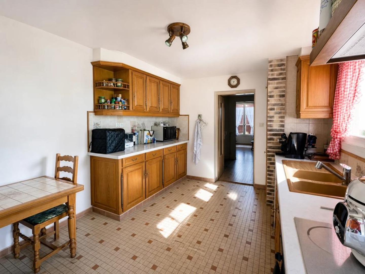 Maison à vendre - 6 pièces - 203m2 - Romazières (17510)