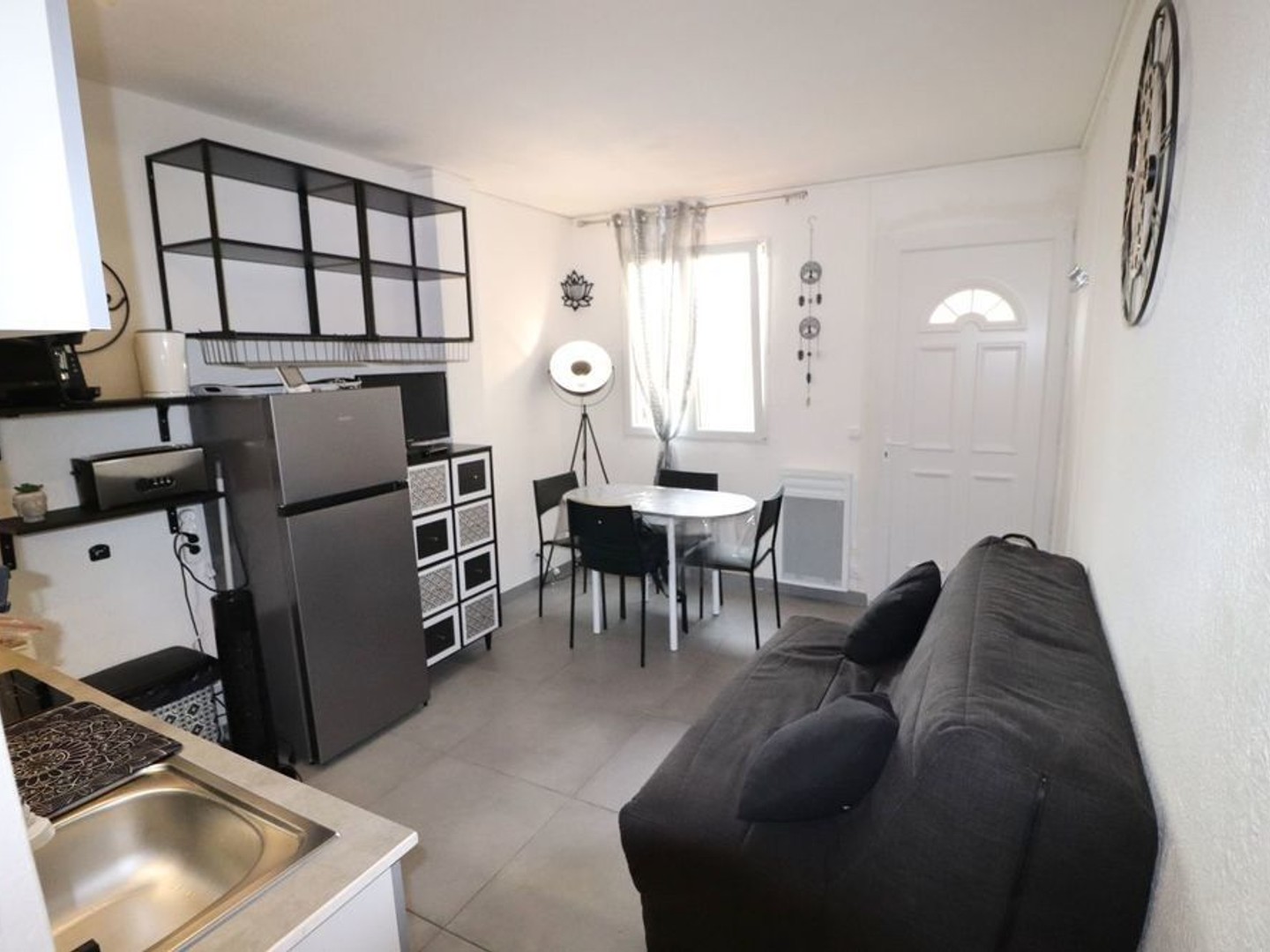 2 Pièces Charmant T2 Meublé avec Vue