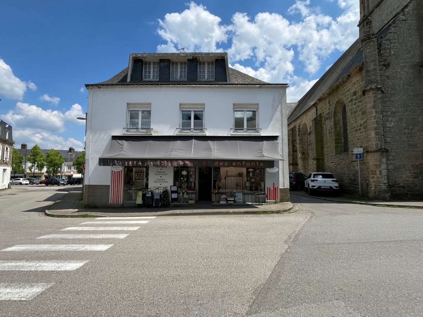 Maison 9 pièces 204 m²