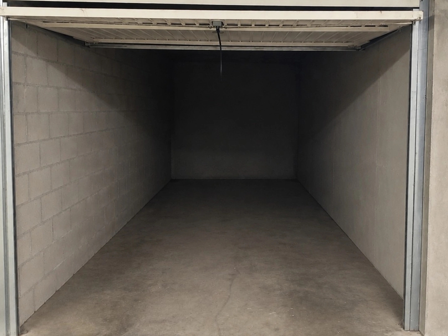 Parking/Garage/Box 25 m²