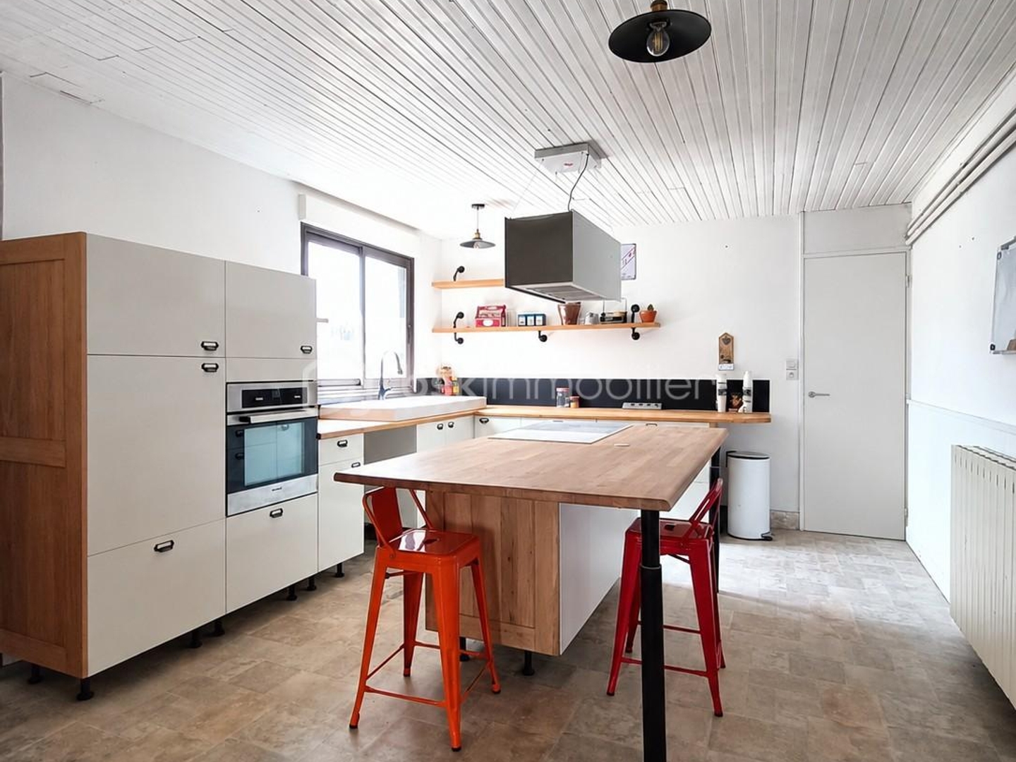 Maison à vendre - 11 pièces - 283m2 - Arces (17120)