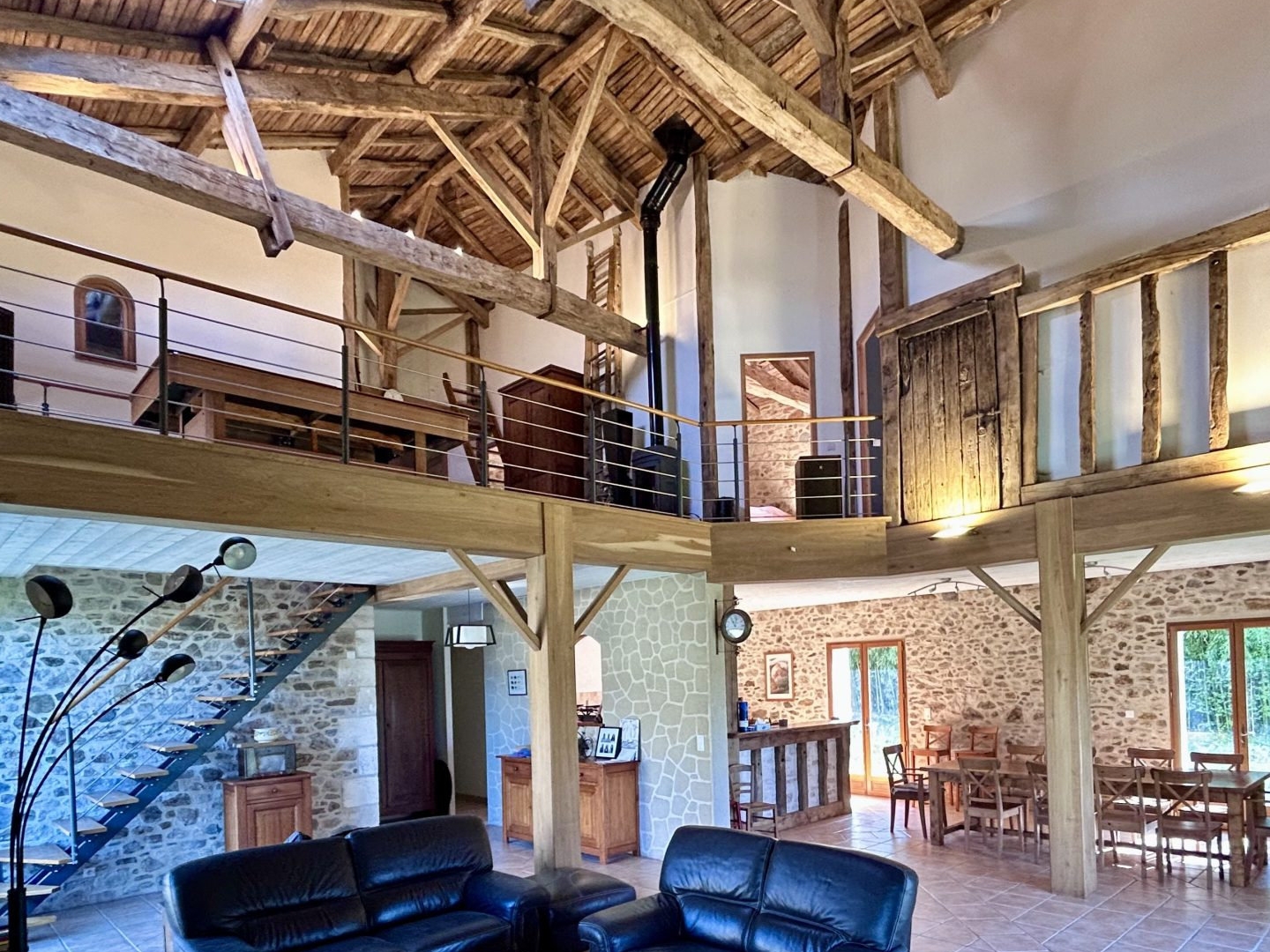 Grange rénovée avec piscine ? 5 chambres ? Le Lindois