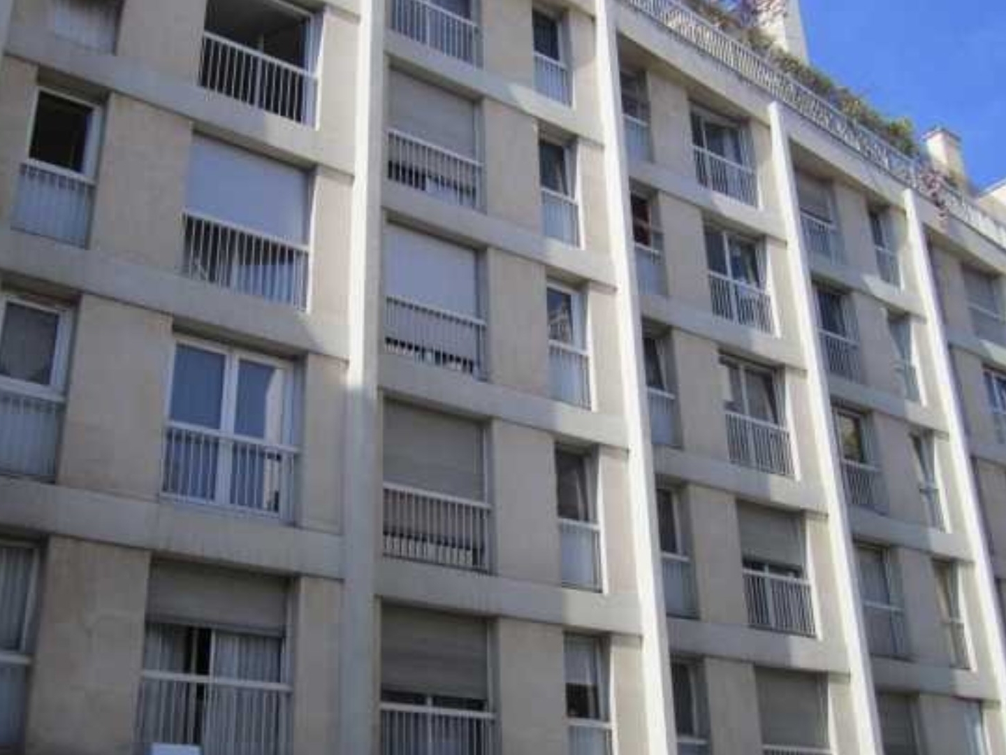 Locaux à vendre - 120m2 - Paris 15e (75015)