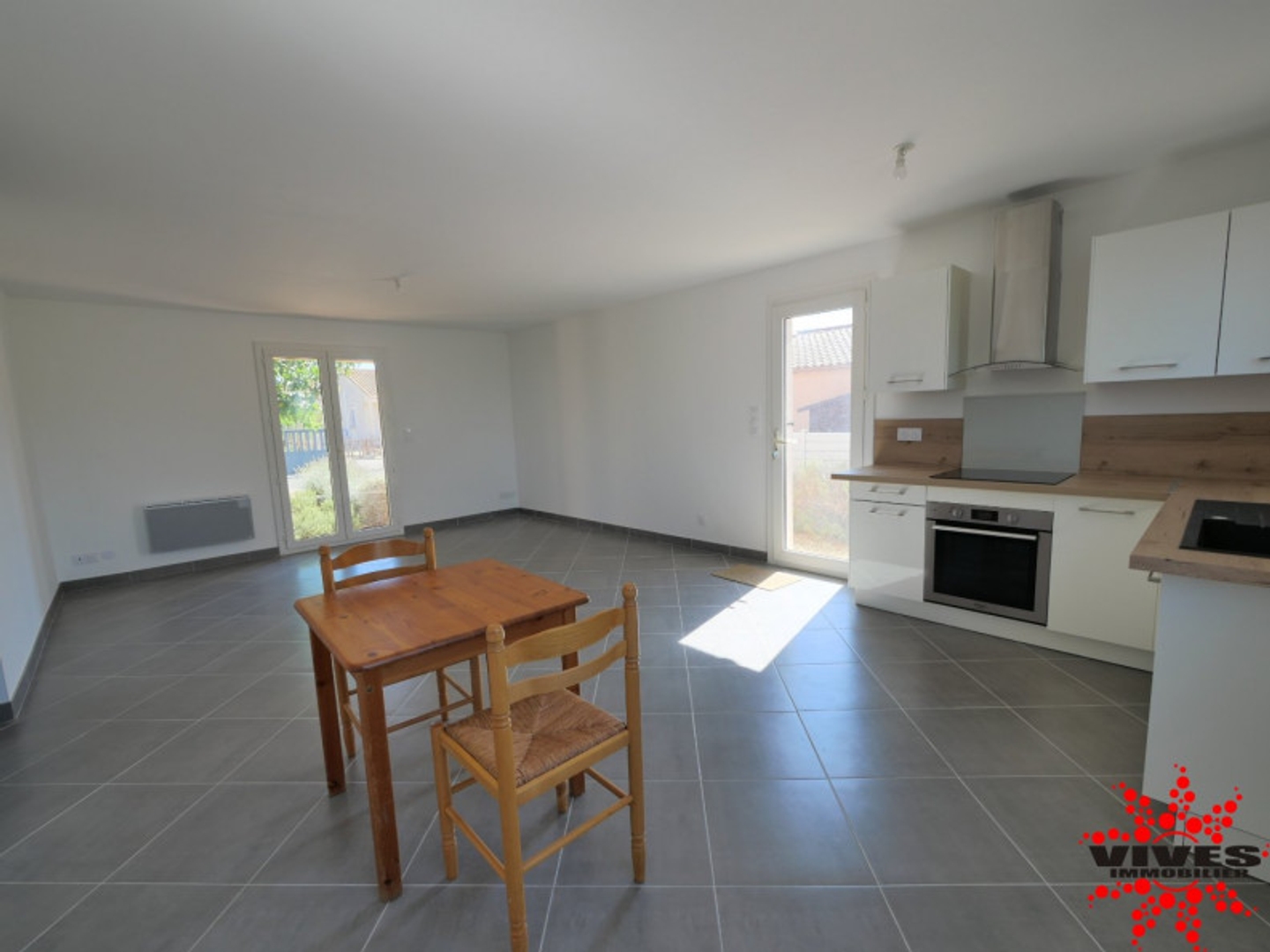 Maison à vendre - 5 pièces - 108m2 - Colombiers (34440)