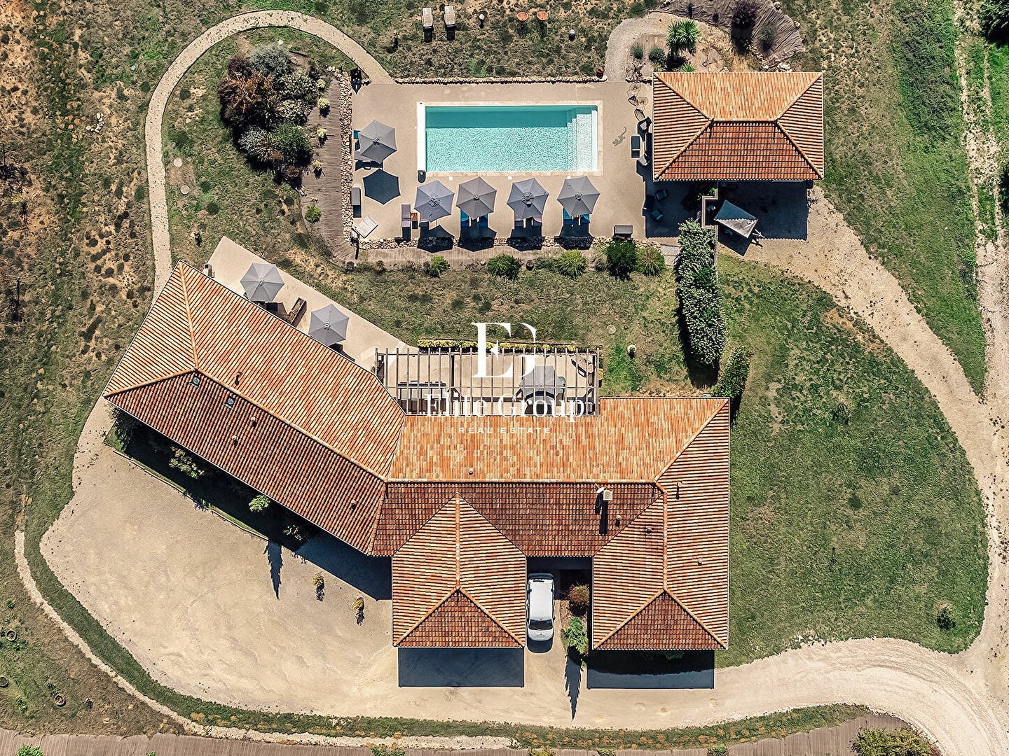 Maison à vendre - 13 pièces - 314m2 - Marcillac-Saint-Q... (24200)