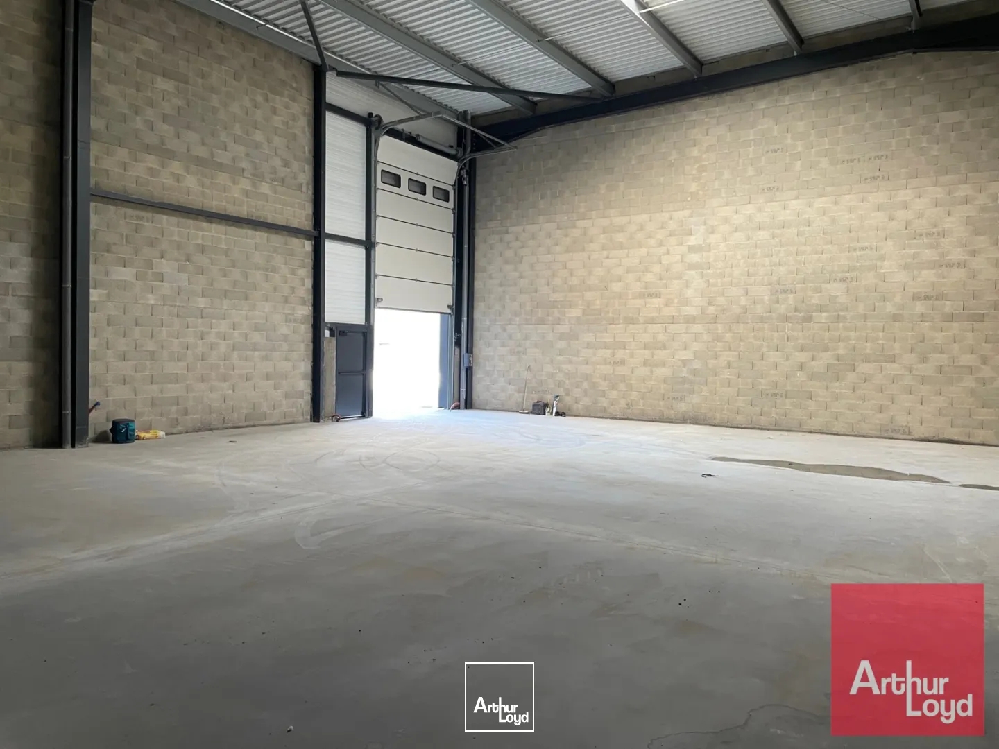 Locaux à vendre - 663m2 - Béziers (34500)