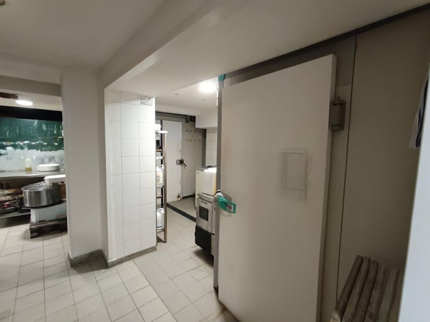 Magasin à vendre - 1 pièce - 140m2 - Nice (06000)