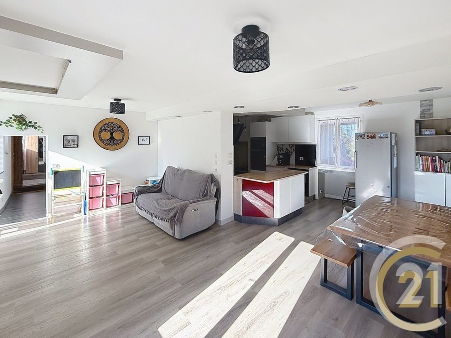Maison 5 pièces 213 m²
