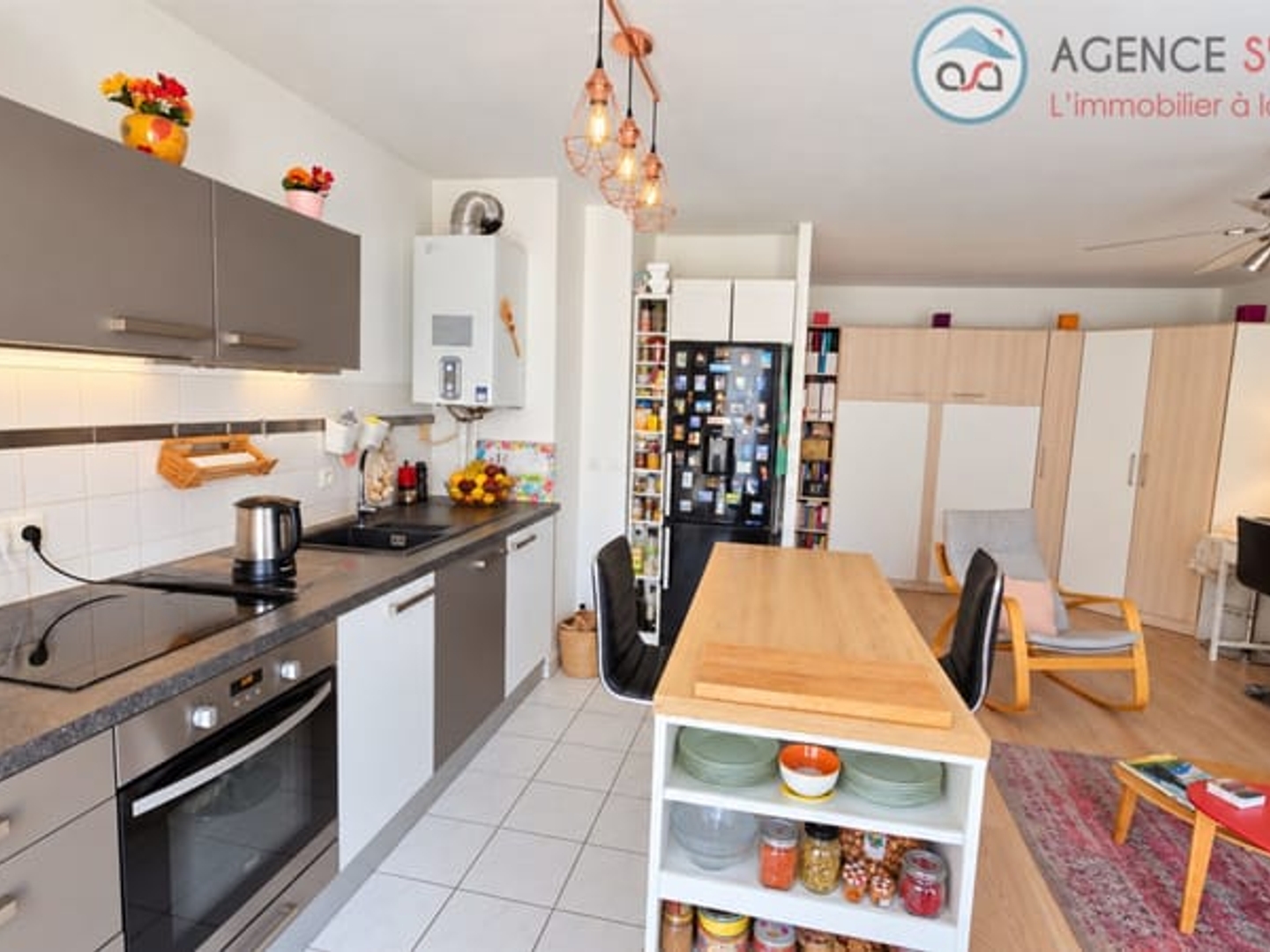 Appartement à vendre - 2 pièces - 58m2 - Bordeaux (33300)