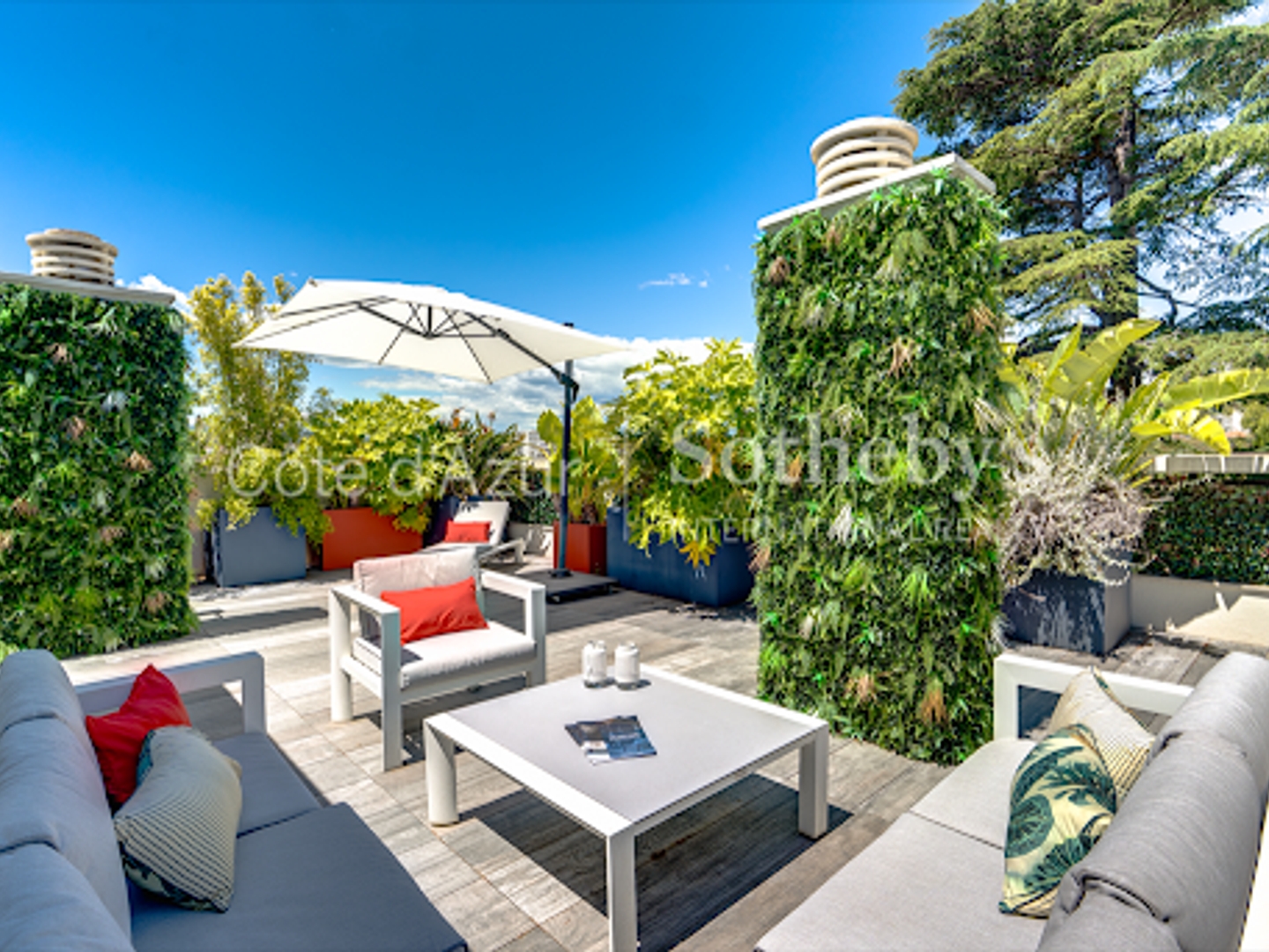 Appartement à vendre - 4 pièces - 154m2 - Cannes (06400)