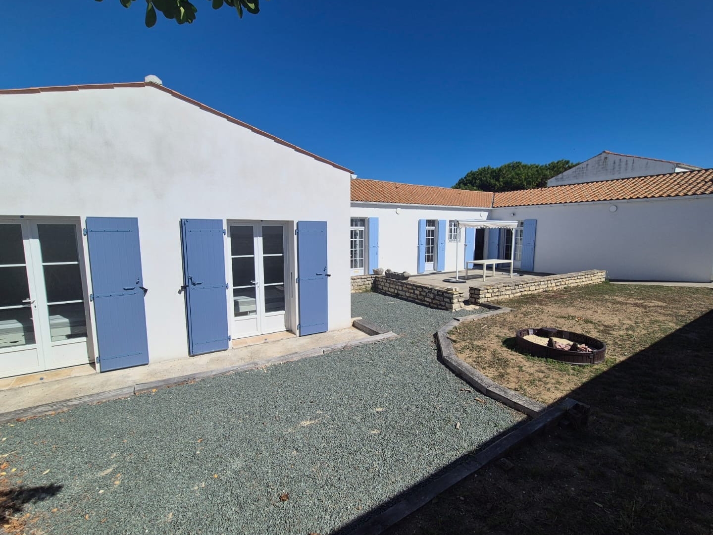 Maison à vendre - 6 pièces - 140m2 - Saint-Pierre-D'ol... (17310)