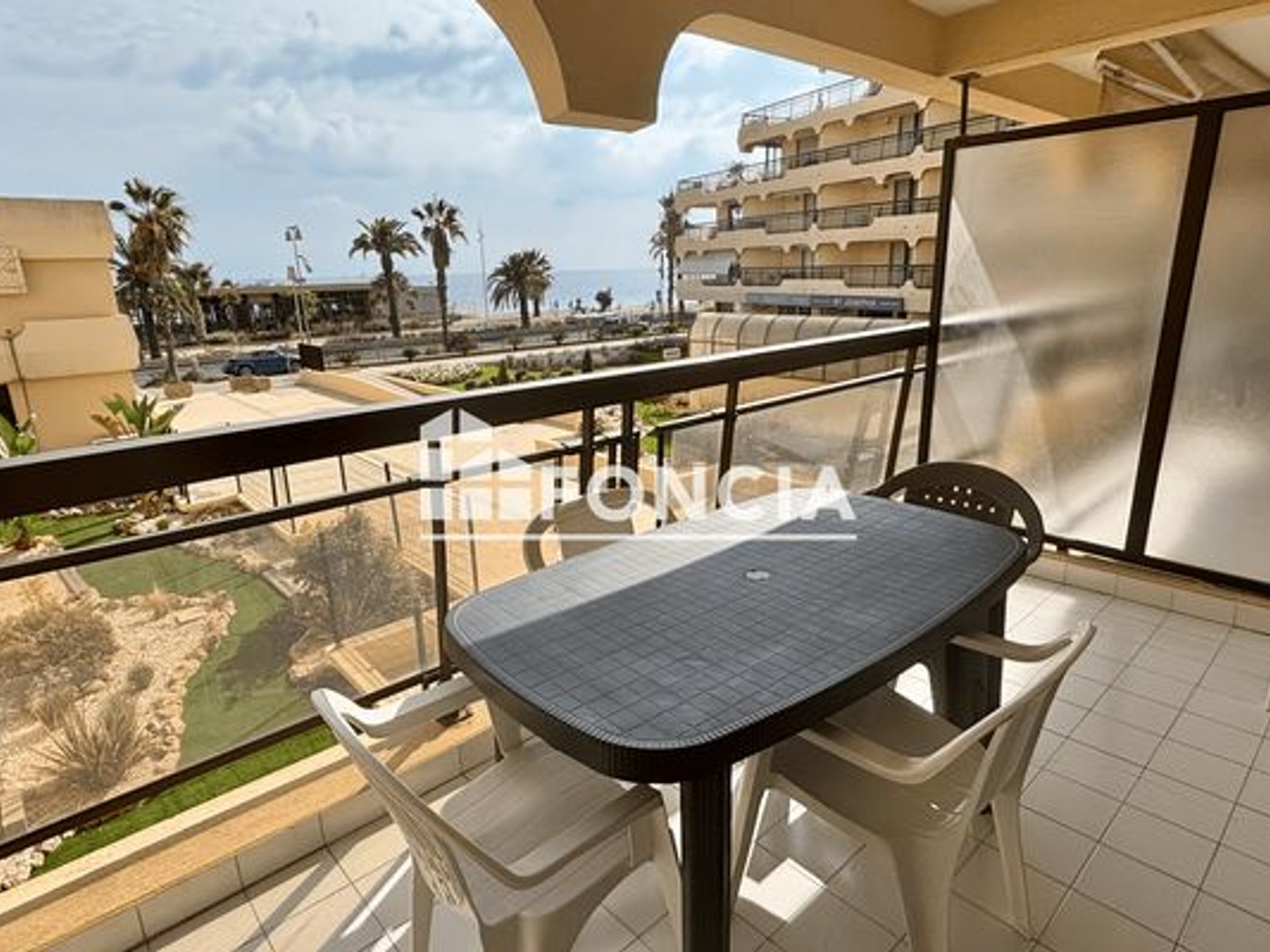 Appartement à vendre - 1 pièce - 25m2 - Fréjus (83600)