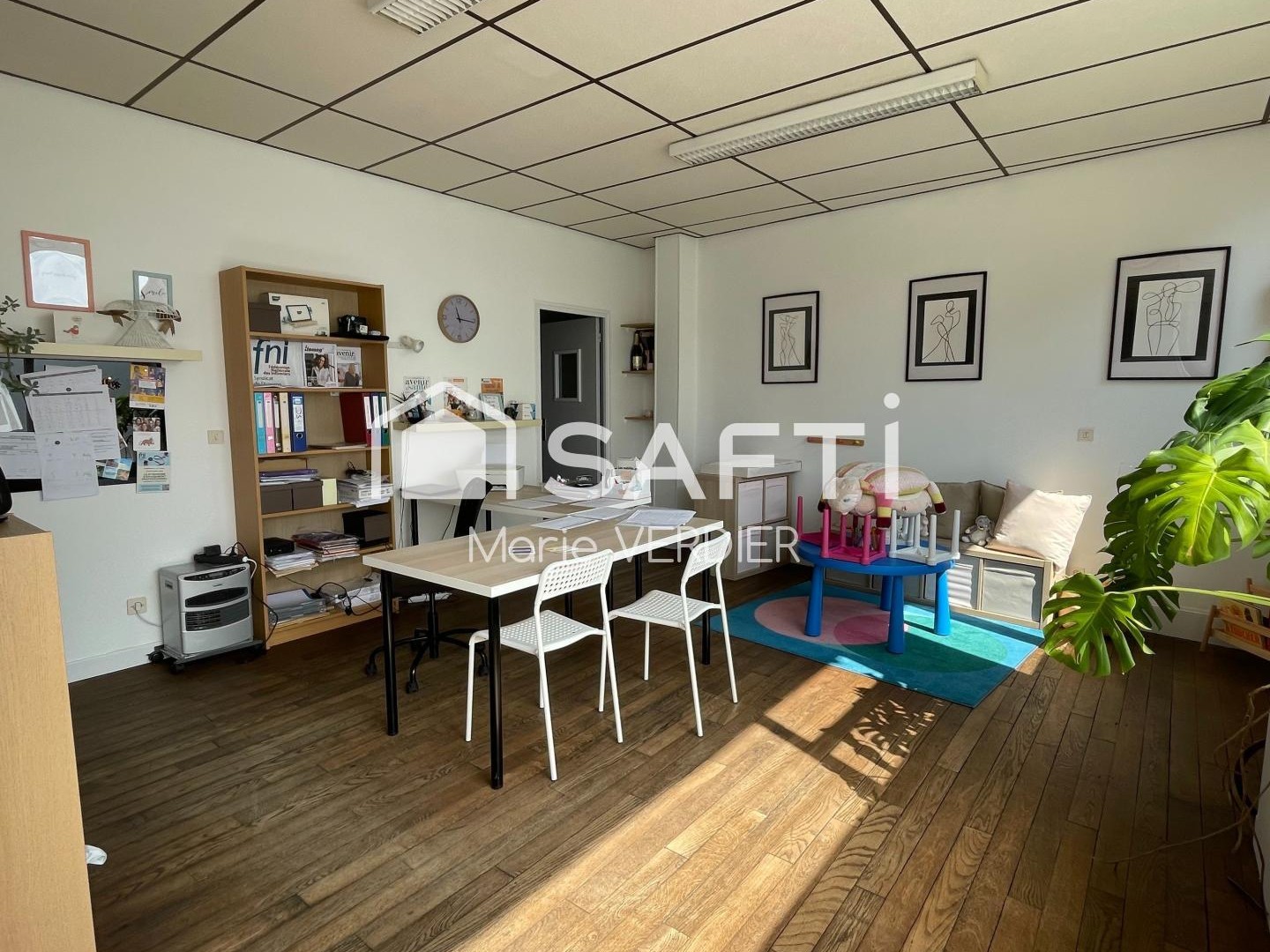 Immeuble à vendre - 317m2 - Montbazens (12220)