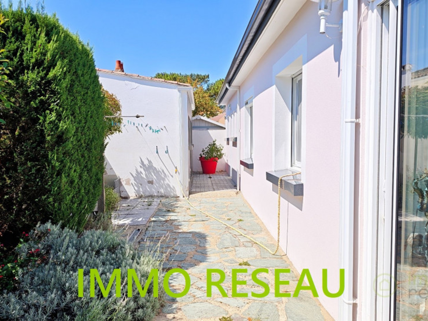 Maison à vendre - 6 pièces - 112m2 - Saint-Hilaire-De-... (85270)