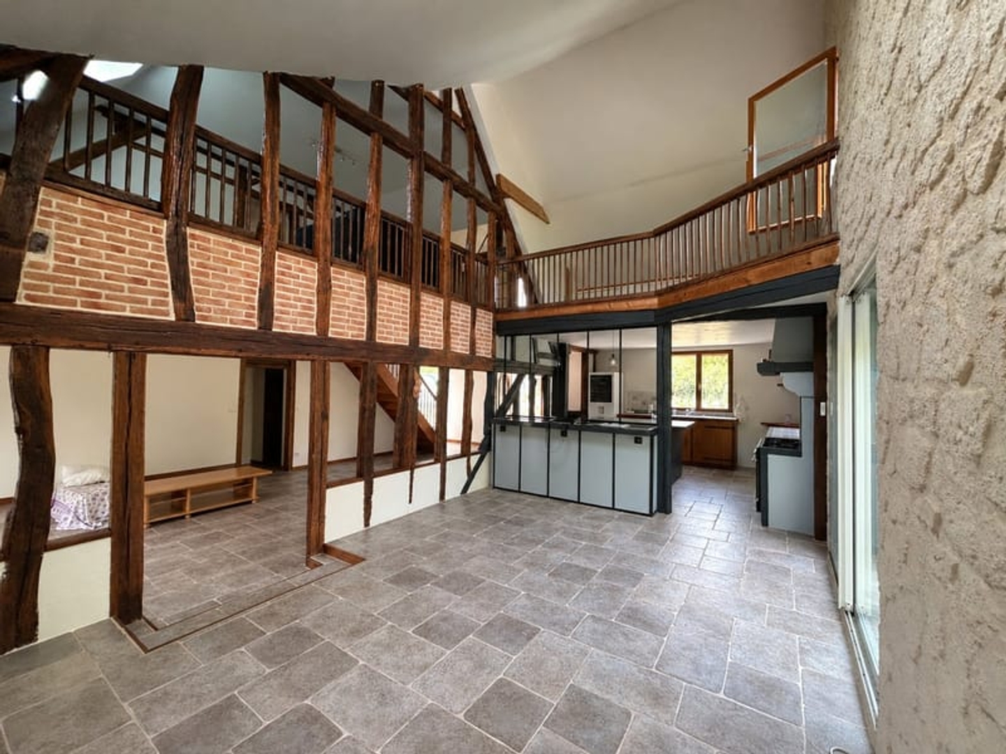 Maison à vendre - 7 pièces - 213m2 - Autry-Le-Châtel (45500)