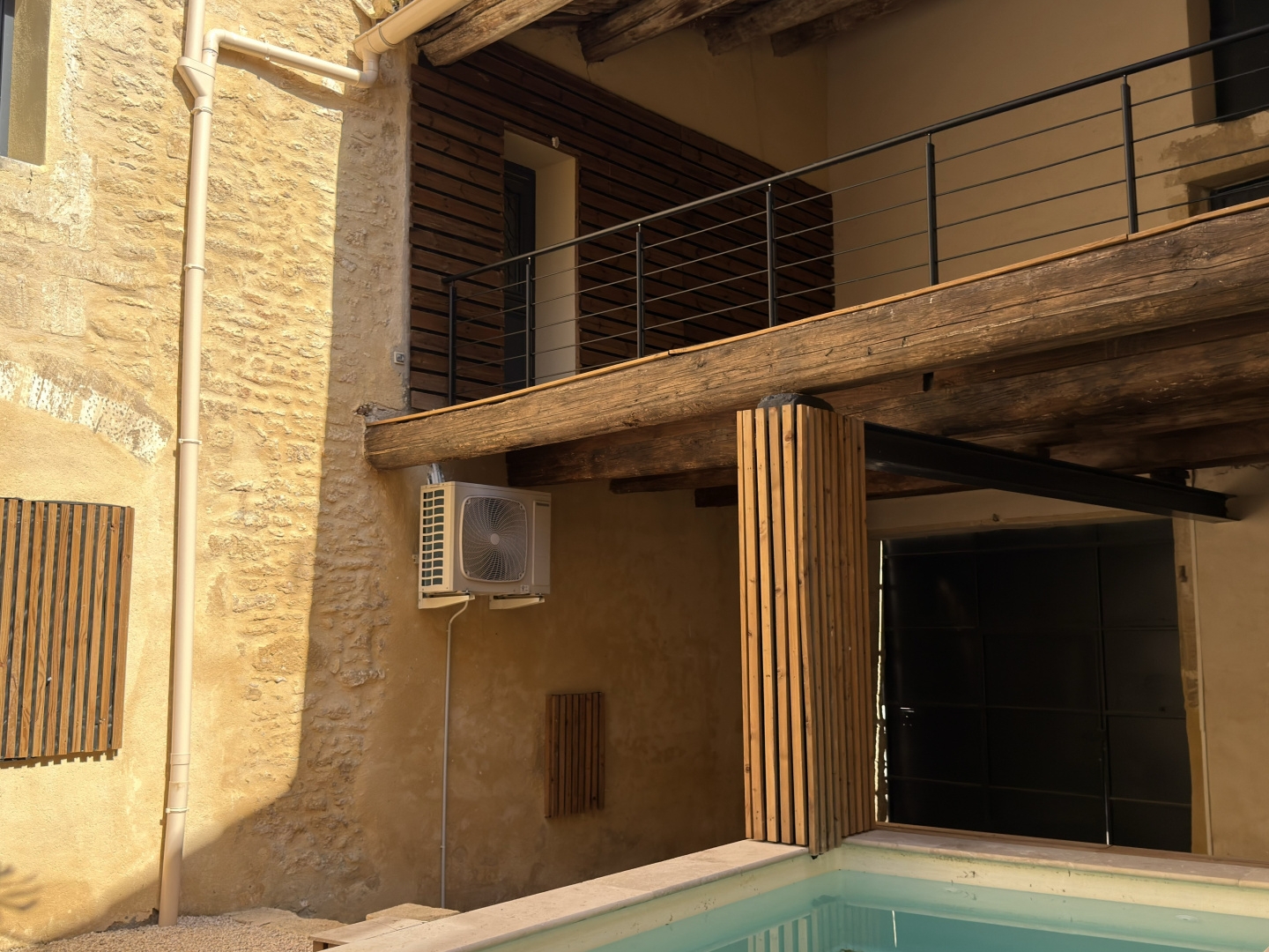 Maison de village rénovée à deux pas des commerces