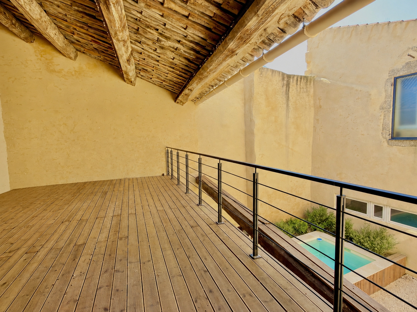 Maison à vendre - 5 pièces - 113m2 - Remoulins (30210)