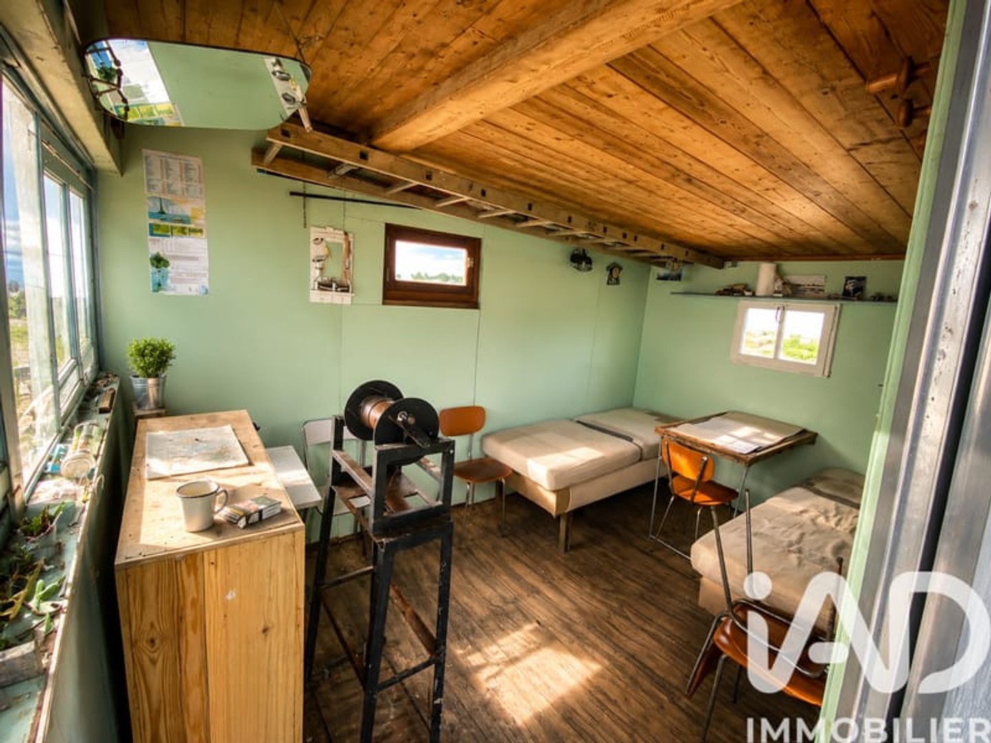 Magasin à vendre - 1 pièce - 9m2 - Saint-Laurent-De-... (17450)