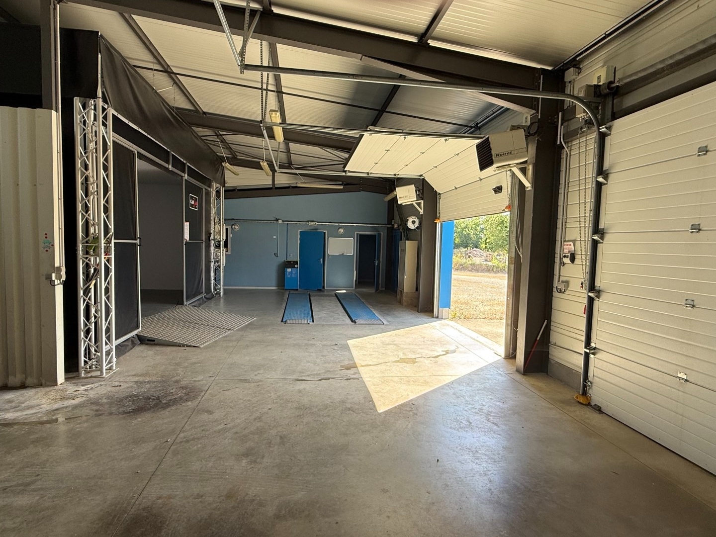 Locaux à vendre - 250m2 - Lalbenque (46230)