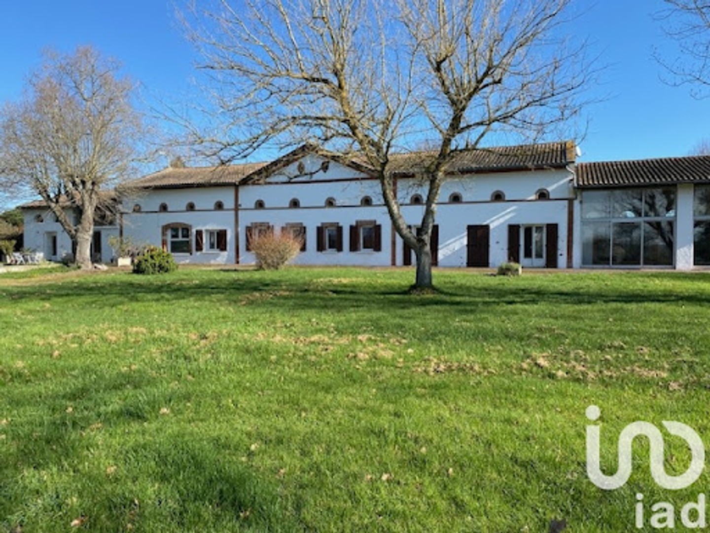 Maison 9 pièces 300 m²
