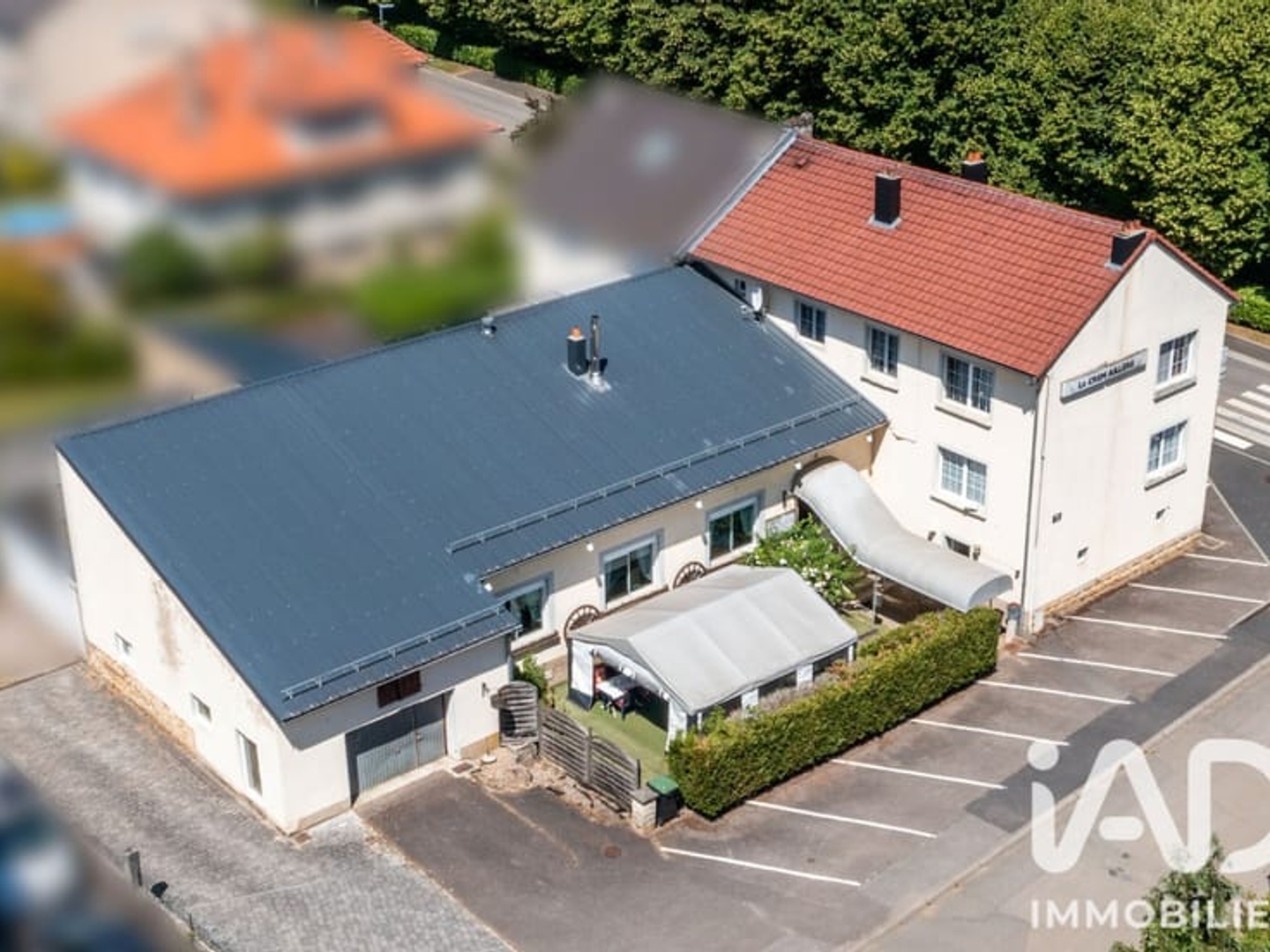 Fonds de commerce 8 pièces 174 m²