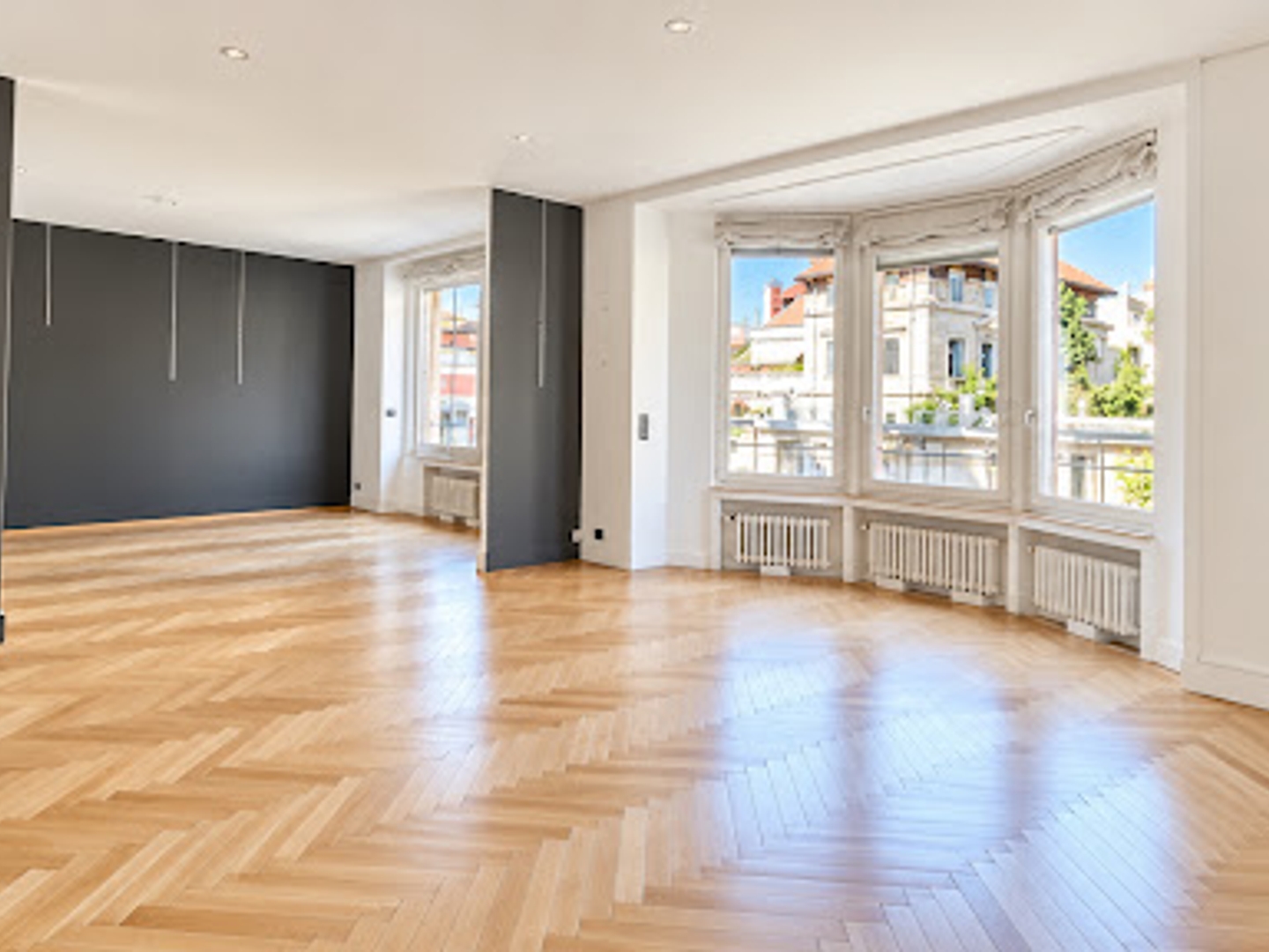 Appartement à vendre - 5 pièces - 223m2 - Marseille 8e (13008)