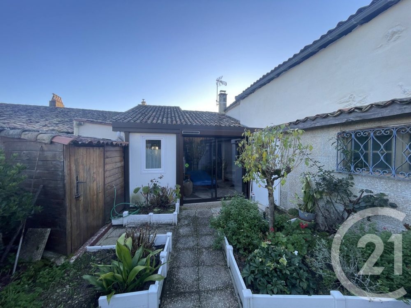 Maison à vendre - 3 pièces - 79m2 - Montpon-Ménestérol (24700)