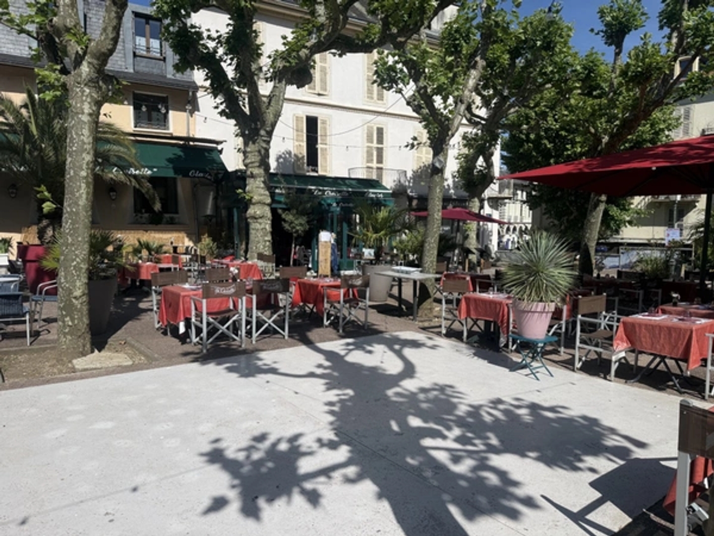 Magasin à vendre - 3 pièces - Aix-Les-Bains (73100)