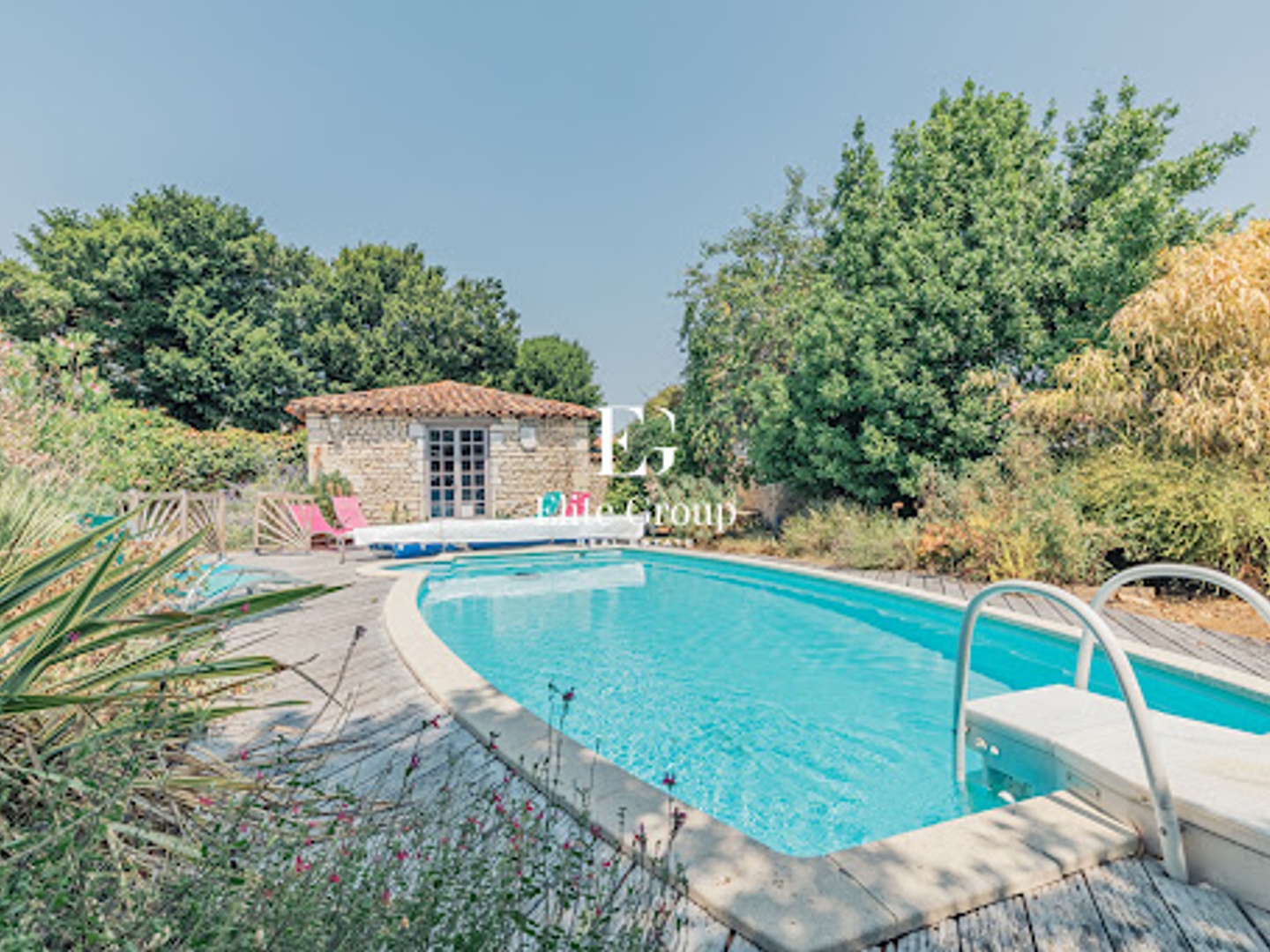Maison 7 pièces 240 m²