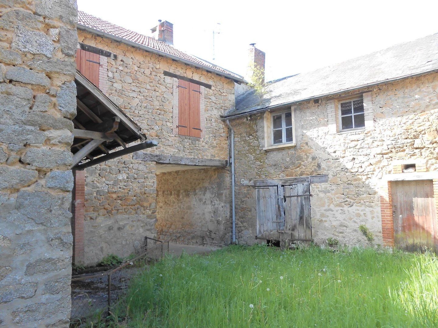 Immeuble à vendre - 300m2 - Marsac (23210)