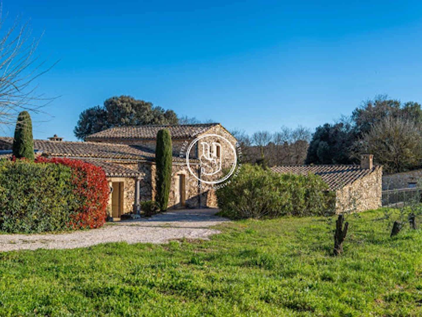 Maison à vendre - 273m2 - Uzès (30700)