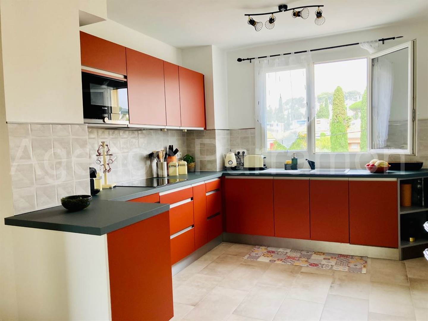 Appartement à vendre - 3 pièces - 61m2 - Sanary-Sur-Mer (83110)