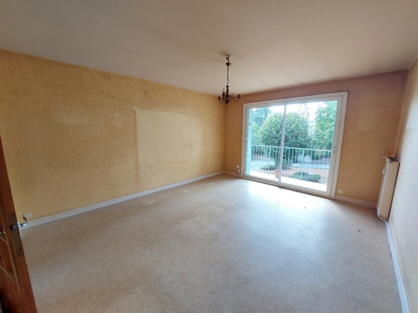 Appartement à vendre - 4 pièces - 79m2 - Millau (12100)