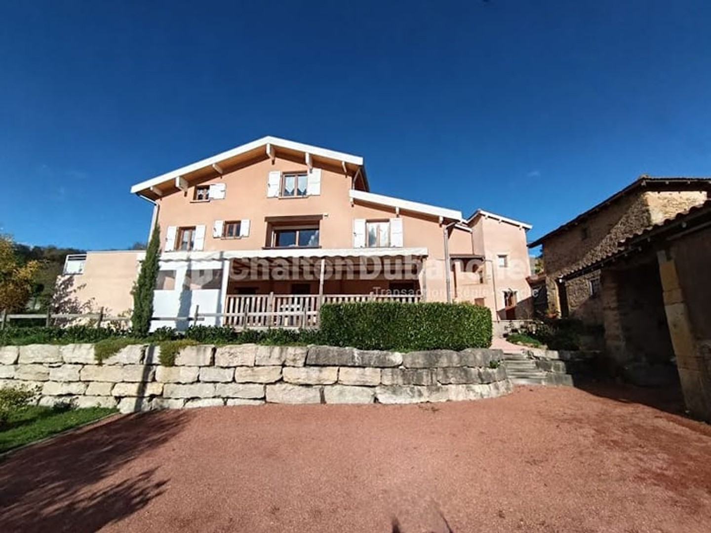 Maison 270 m²